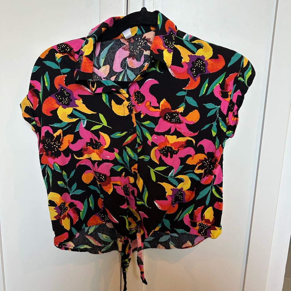 Floral top